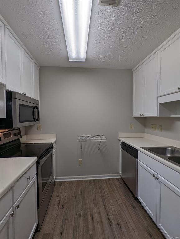 Foto del edificio - 6257 Bell Gables