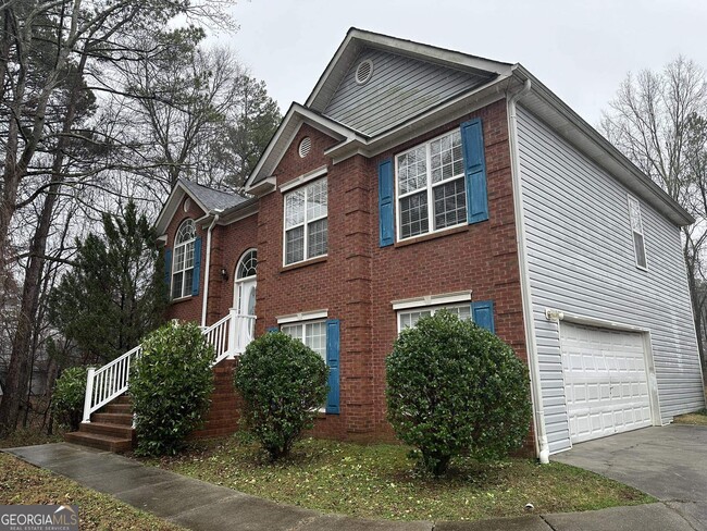 Building Photo - 1699 Pinto Trail