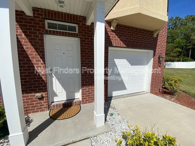 Building Photo - 1573 Landau Rd