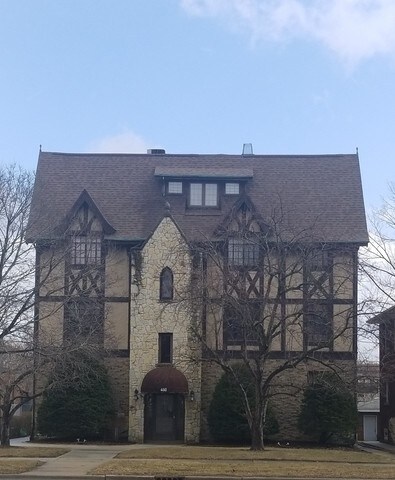 Foto del edificio - 410 N Raynor Ave