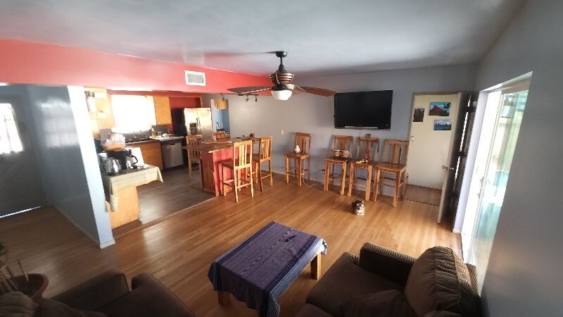 Foto del edificio - 2631 E Ocean Ave