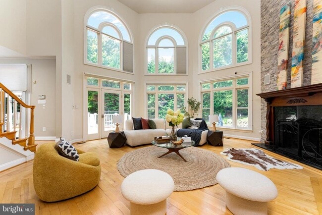 Building Photo - 1445 Mayhurst Blvd