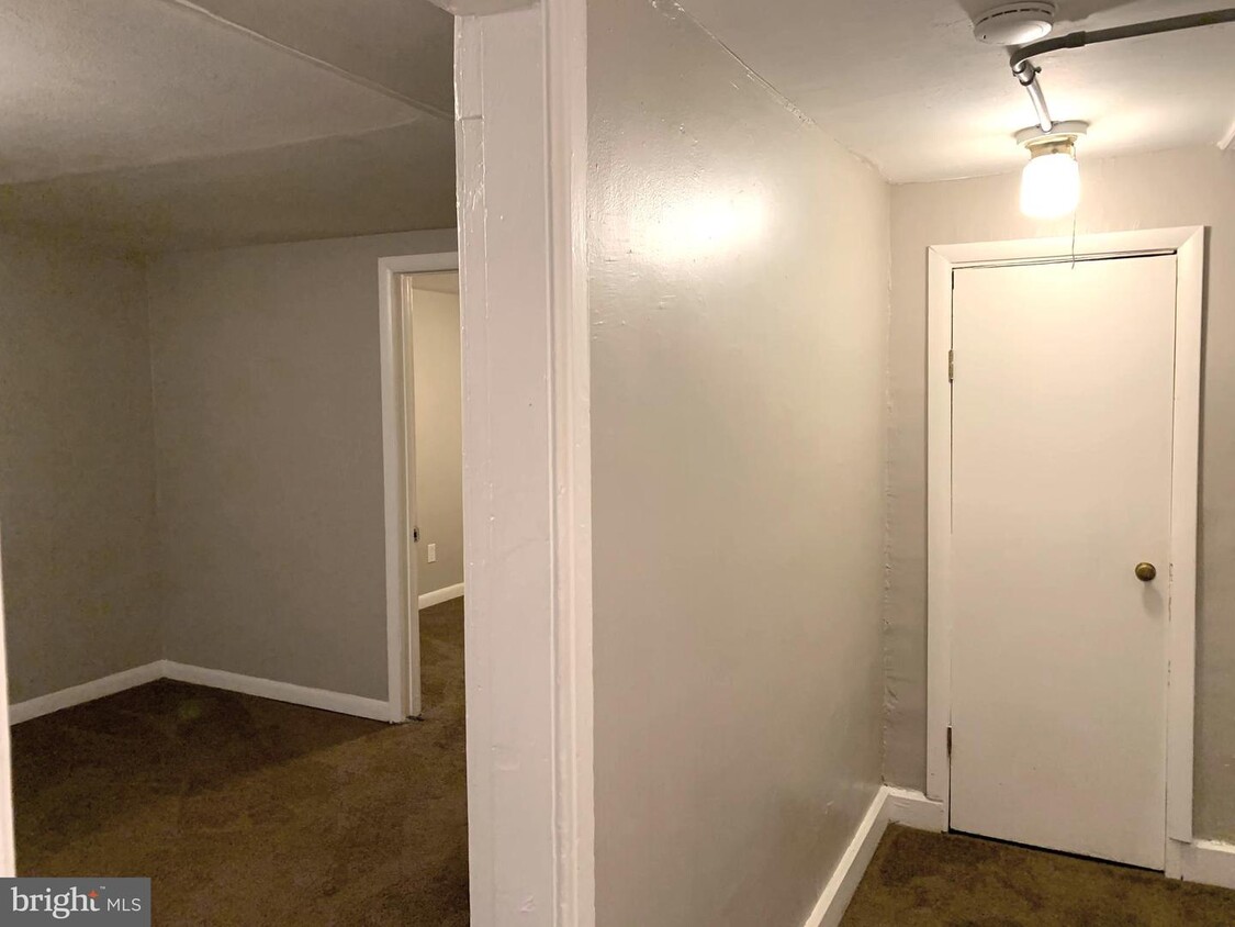 Foto principal - 220 N Potomac St