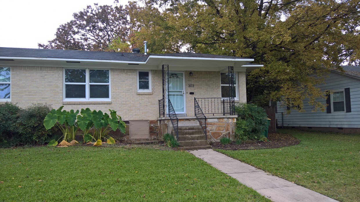 Foto principal - 303 S Valentine St