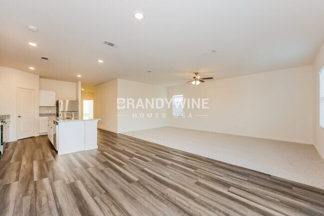 Foto del edificio - 8336 Sniptoe Dr