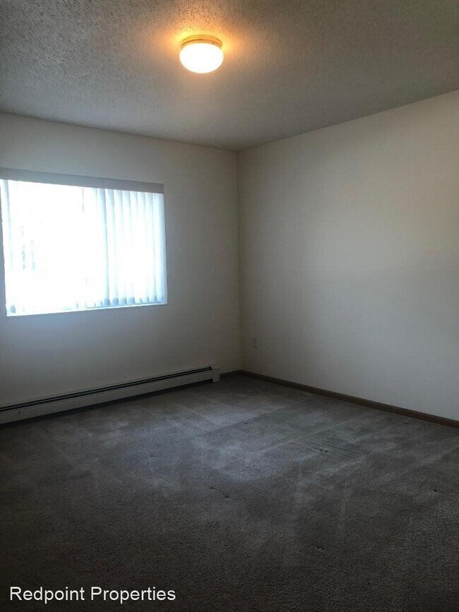 Foto del edificio - 1431 Oak Manor Ave S