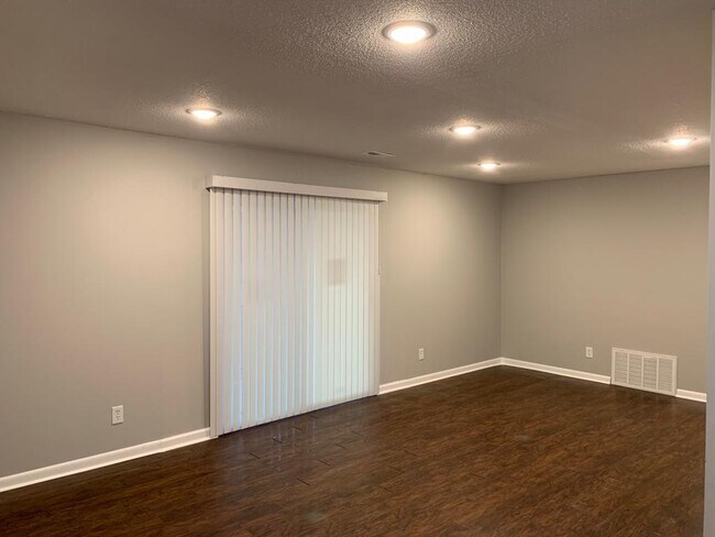 Foto del edificio - 1125 N 32nd St