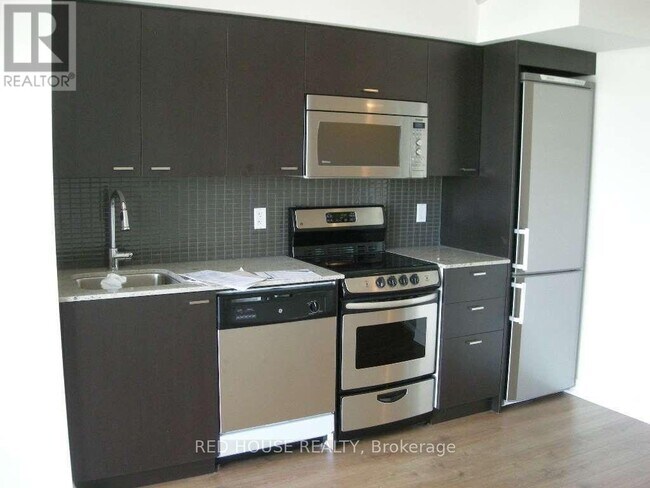 Building Photo - 78 Tecumseth St.
