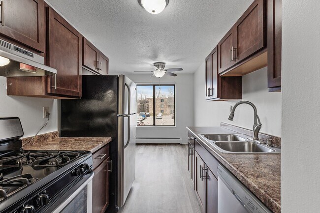 Foto del edificio - Cedar Valley Apartments
