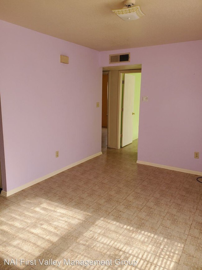 Building Photo - 1102 Van Patten Ave