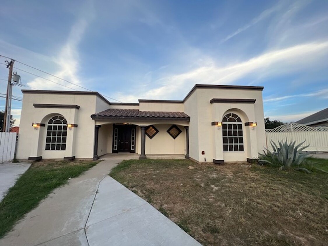 Primary Photo - Cuatro Vientos North Phase
