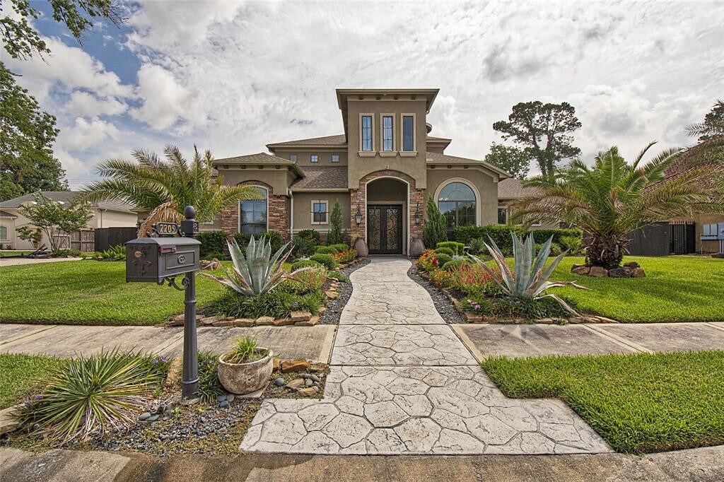 Primary Photo - 2205 Nemes Ln