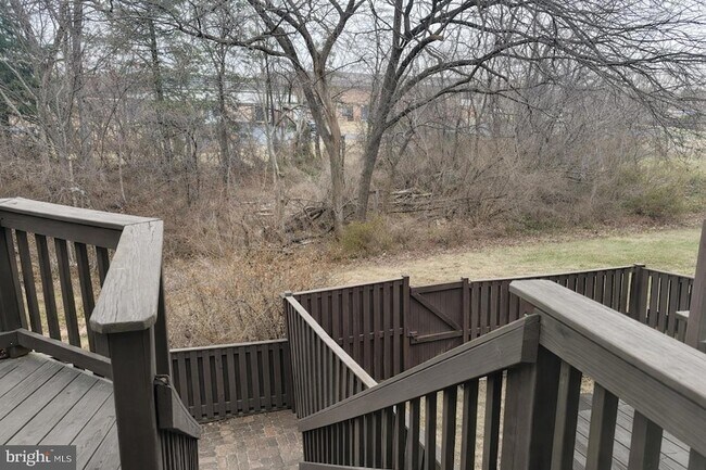 Building Photo - 44032 Aberdeen Terrace