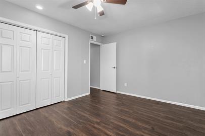 Foto del edificio - 606 NW Valleybrook Rd