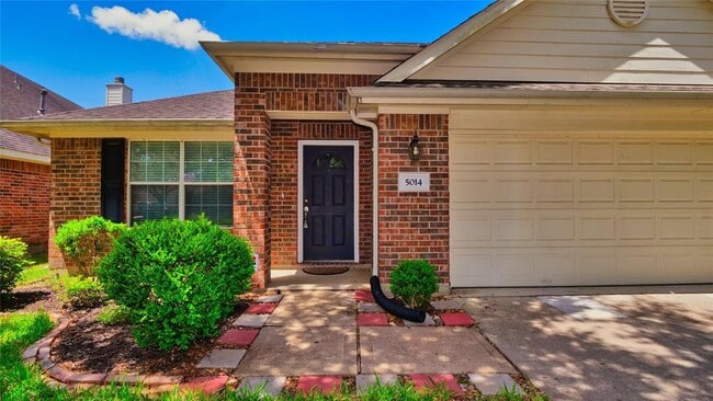 Building Photo - 5014 Moss Garden Ln