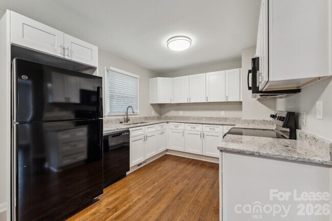 Foto del edificio - 905 Clark St