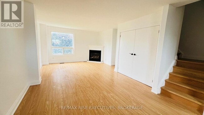 Building Photo - 863 Datzell Ln