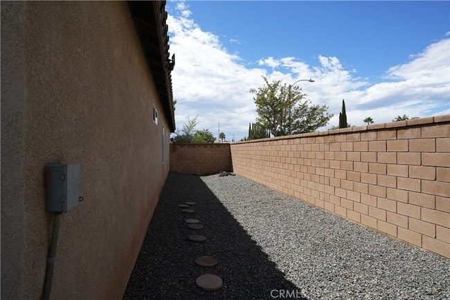 Building Photo - 16510 Denham Ln