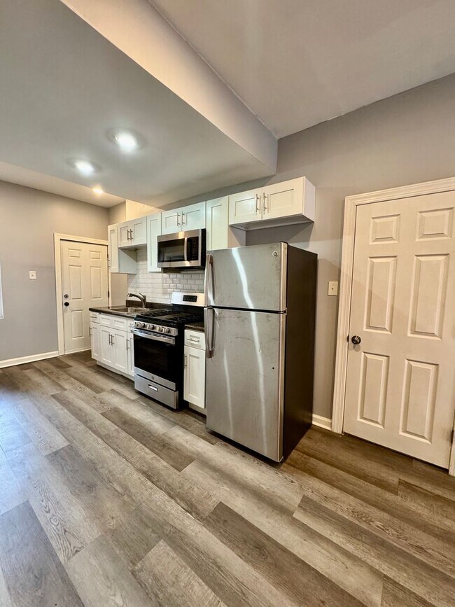 Foto del edificio - Anika Homes 3 Bedroom