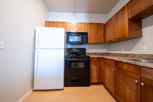 Foto del edificio - 13560 Technology Dr.