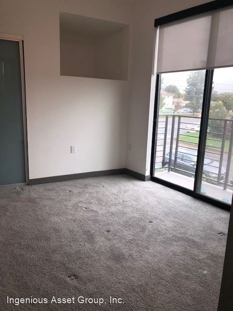 Building Photo - 2 br, 2 bath Apartment - 11400 Culver Blvd.