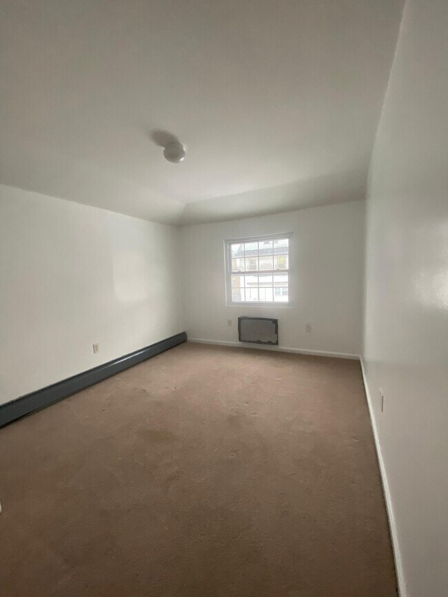 Foto del edificio - 512 Beach 67th St