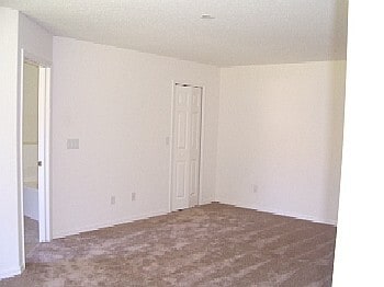 Foto del edificio - Coming Soon!  In Lehigh Woods Lots of livi...