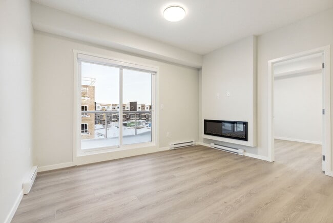 Building Photo - 550 Belmont St SW