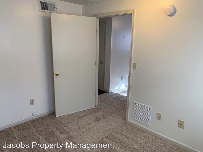 Foto del edificio - 4329 W Bethany Dr