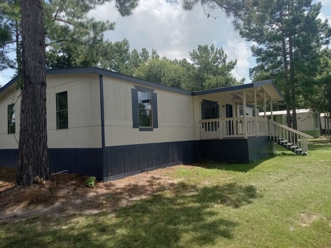 Building Photo - Cozy Roy Harris Loop mobile home