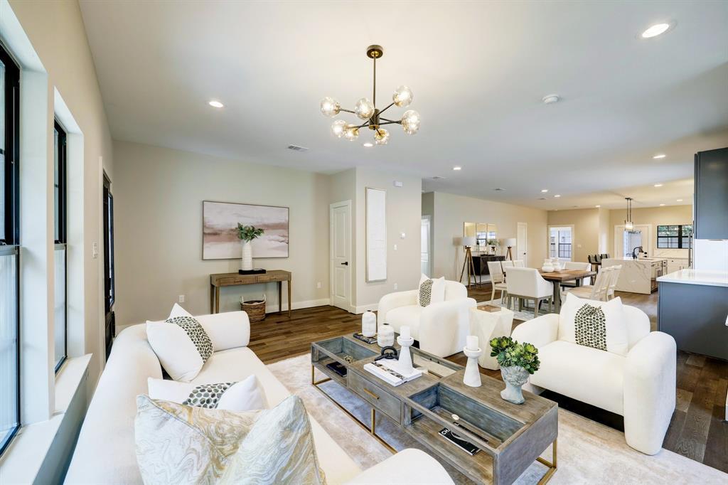 Foto principal - 2109 Sul Ross St