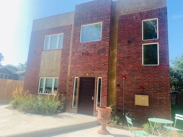 Construido en 2019 - 1132 NW 34th St
