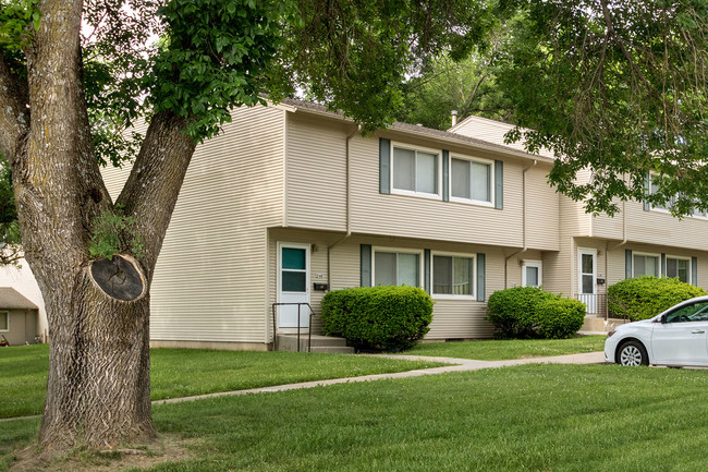 Hillside Village Apartments