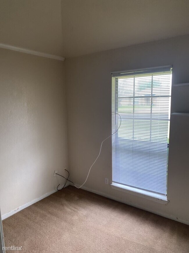 Foto del edificio - 4 br, 2 bath House - 4401 Colby Dr