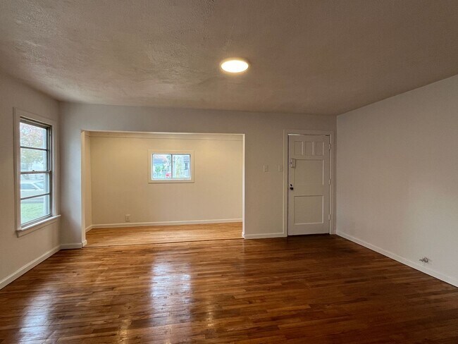 Foto del edificio - 3 Bedroom 1 Bath House