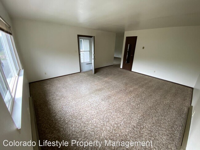 Building Photo - 2 br, 1.5 bath House - 1203 Florida Road #8