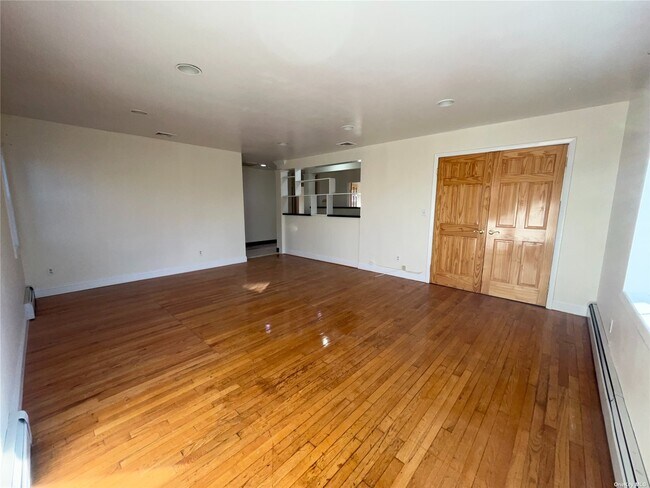 Foto del edificio - 603-127 127th St