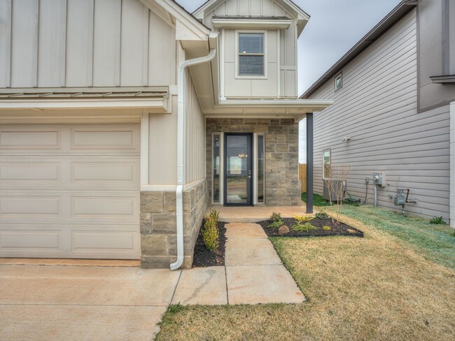 Building Photo - Beautiful New Construction Home in Edmond/Oklahoma City