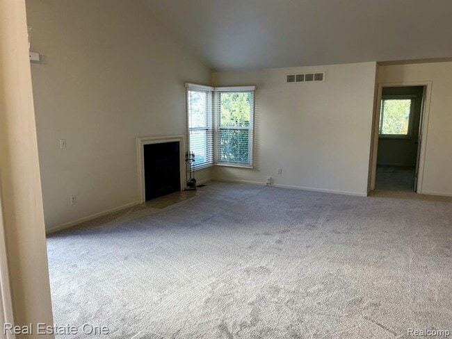 Building Photo - 1629 Glenbrooke Ct