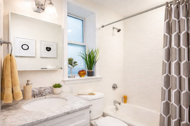 Building Photo - 7 Chauncy St