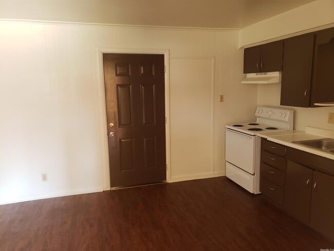Building Photo - 5309 Westminister Dr