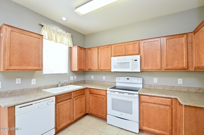 Foto del edificio - 6622 W Taylor St