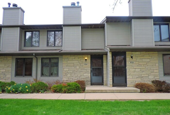 Foto principal - $1,450 | 2 Bedroom, 1 Bathroom Condo | Pet Friendly* | Available for an August 1, 2026 Move In