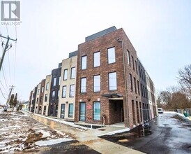 Building Photo - 325 University Ave W