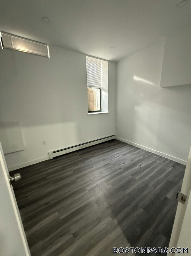 Building Photo - 21 Cortes St