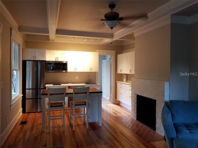 Foto del edificio - 835 7th Ave S