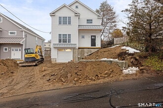 Building Photo - 100 New England Ave