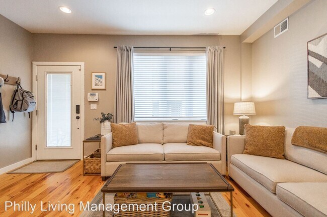Foto del edificio - 3 br, 2 bath House - 1721 Erdman Street