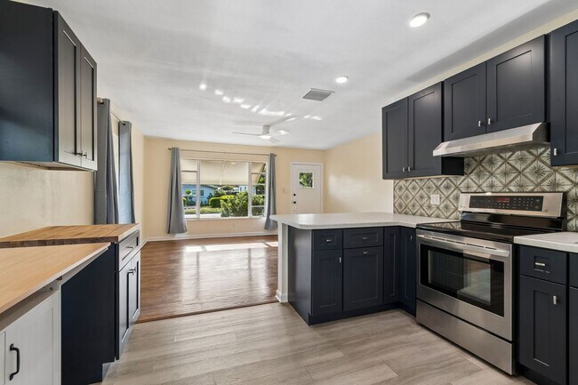 Foto del edificio - 1101 27th St N