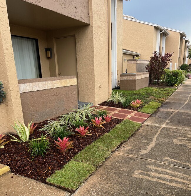 Foto del edificio - 5201 Vineland Rd